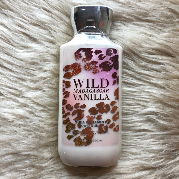 NWT Bath & Body Works Wild Madagascar Vanilla Set - Picture 3 of 8
